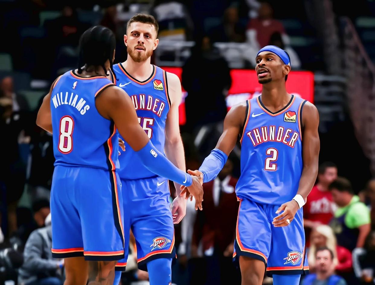 前锋替补登场首球建功，提高信任度（替补前锋登场即破门，信任度提升）