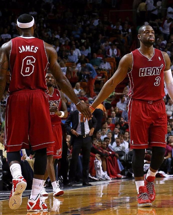 东体：港澳台限薪堪称“周定洋条款”；外援政策大概率不变（东体：港澳台球员限薪或为“周定洋条款”，外援政策预计维持不变）