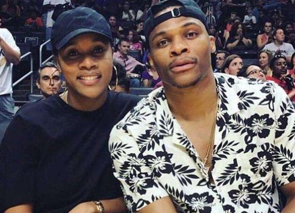 天空：埃弗顿考虑冬窗引进中锋，有意齐尔克泽和伊万-托尼（天空体育：埃弗顿计划冬窗补强中锋，目标齐尔克泽与伊万-托尼）