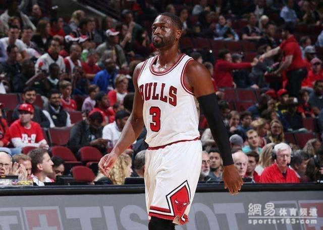 布冯：意大利唯一缺点是偶尔“短路”；无欧战踢是米兰的优势（布冯称意大利仅有短板是偶尔“断电”，米兰因无欧战更具优势）