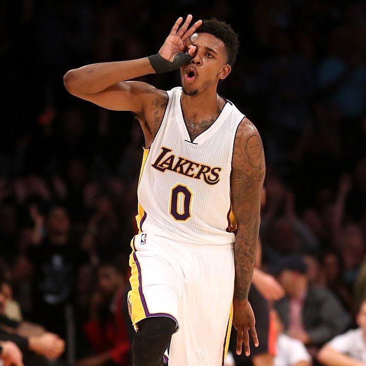 斯波：季后赛被骑士横扫输122分让我们意识到必须改变（斯波：季后赛遭骑士横扫净负122分，让我们下定决心求变）